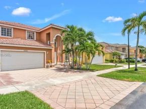 16461 SW 100th Ter, Miami FL 33196