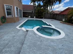 16461 SW 100th Ter, Miami FL 33196