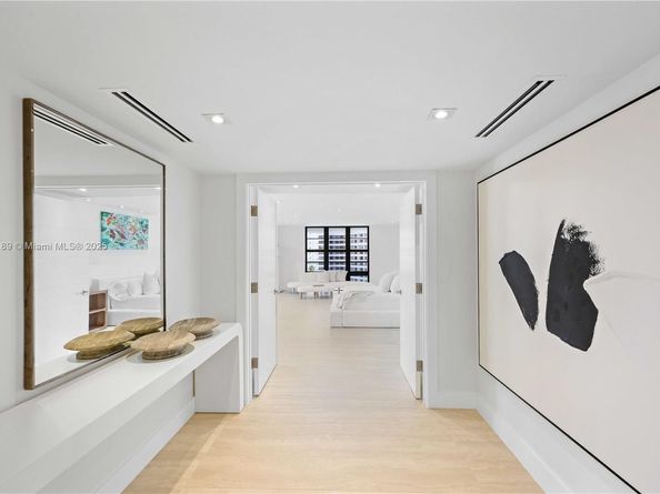 5500 Collins Ave 901 & 902, Miami Beach FL 33140