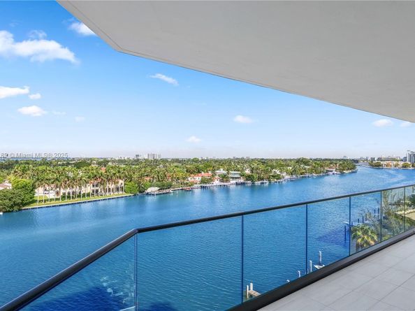 5500 Collins Ave 901 & 902, Miami Beach FL 33140