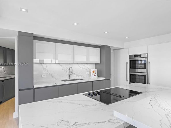 5500 Collins Ave 901 & 902, Miami Beach FL 33140