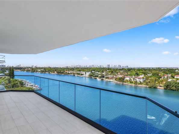 5500 Collins Ave 901 & 902, Miami Beach FL 33140