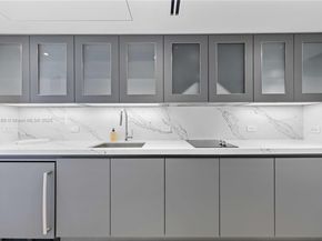 5500 Collins Ave 901 & 902, Miami Beach FL 33140