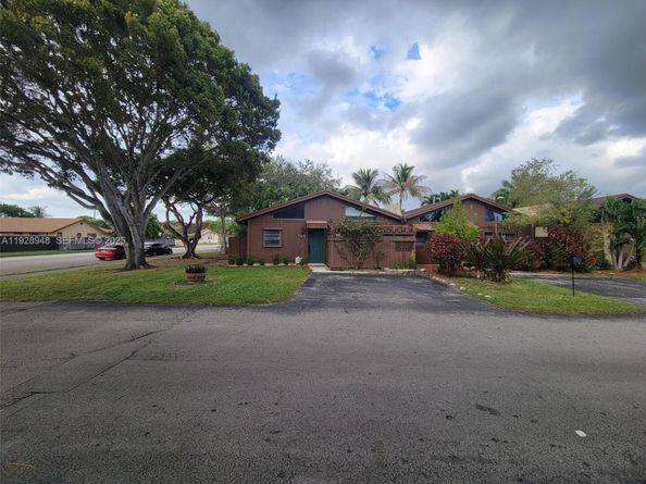 11375 SW 112th Cir Ln S, Miami FL 33176