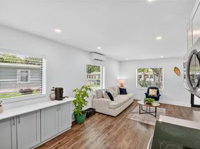 360 NW 136th St, North Miami FL 33168