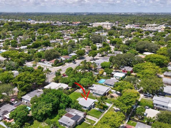 360 NW 136th St, North Miami FL 33168