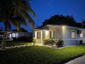 360 NW 136th St, North Miami FL 33168