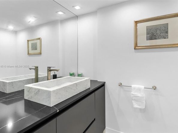 450 Alton Rd 901902, Miami Beach FL 33139