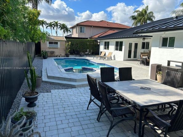 15444 SW 114th St, Miami FL 33196