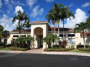 1135 Satinleaf St, Hollywood FL 33019