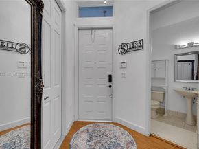 1135 Satinleaf St, Hollywood FL 33019