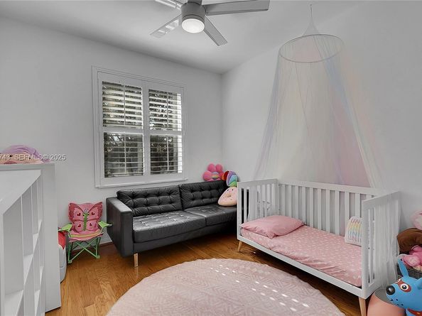 1135 Satinleaf St, Hollywood FL 33019