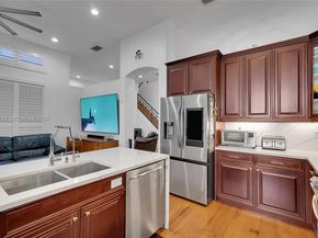 1135 Satinleaf St, Hollywood FL 33019