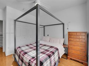 1135 Satinleaf St, Hollywood FL 33019