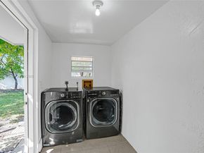 11482 SW 181st St, Miami FL 33157