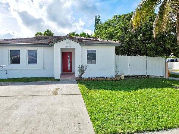11482 SW 181st St, Miami FL 33157
