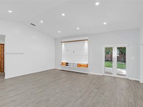 11482 SW 181st St, Miami FL 33157