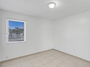 11482 SW 181st St, Miami FL 33157