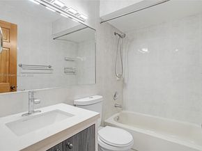 11482 SW 181st St, Miami FL 33157