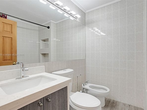 11482 SW 181st St, Miami FL 33157