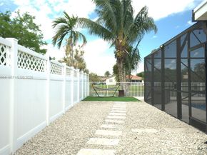 8253 NW 2nd Ct, Coral Springs FL 33071