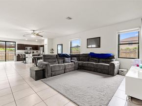 77 NE 37th Pl, Homestead FL 33033