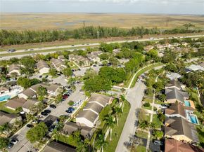 3880 NW 121st Ave, Sunrise FL 33323