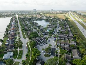 3880 NW 121st Ave, Sunrise FL 33323