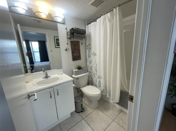 7326 Collins Ave 207, Miami Beach FL 33141