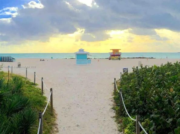 7326 Collins Ave 207, Miami Beach FL 33141
