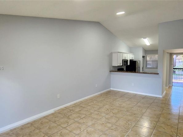 9975 Nob Hill Ln 9975, Sunrise FL 33351