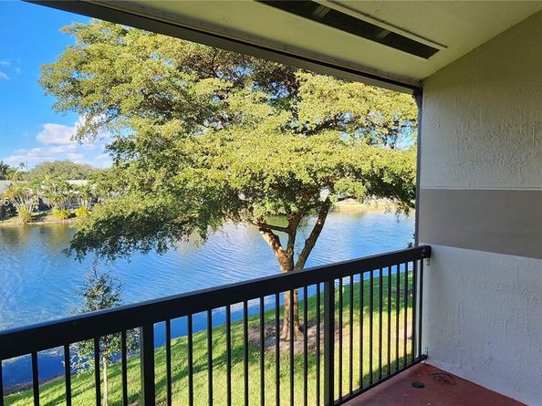 9975 Nob Hill Ln 9975, Sunrise FL 33351