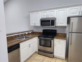 9975 Nob Hill Ln 9975, Sunrise FL 33351