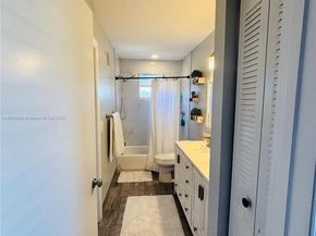 208 SW 120th Ave, Pembroke Pines FL 33025