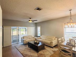 208 SW 120th Ave, Pembroke Pines FL 33025