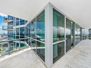 101 20th St PHA 3909, Miami Beach FL 33139