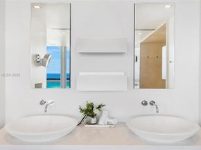 101 20th St PHA 3909, Miami Beach FL 33139