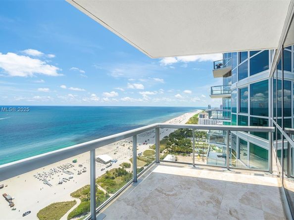 101 20th St PHA 3909, Miami Beach FL 33139