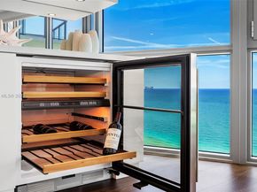 101 20th St PHA 3909, Miami Beach FL 33139
