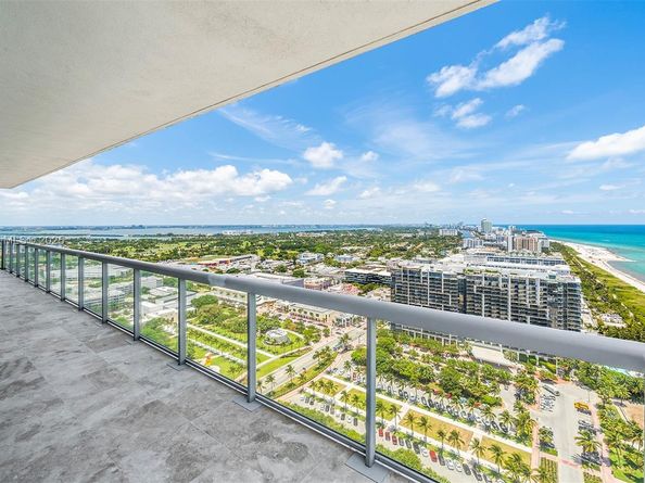 101 20th St PHA 3909, Miami Beach FL 33139