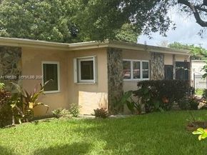 16300 NW 21st Ave, Miami Gardens FL 33054