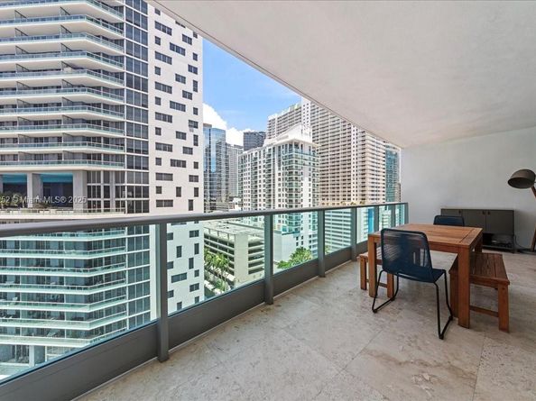 1331 Brickell Bay Dr 1406, Miami FL 33131