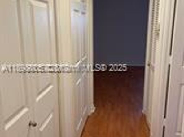 2195 Bay Dr 6, Miami Beach FL 33141