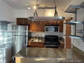 2195 Bay Dr 6, Miami Beach FL 33141