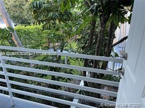 2195 Bay Dr 6, Miami Beach FL 33141