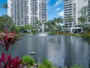 3500 Mystic Pointe Drive 2108, Aventura FL 33180