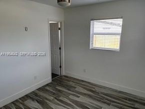 240 N 70th Way, Hollywood FL 33024