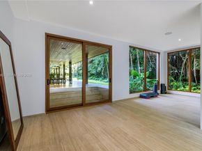3600 Stewart Ave, Miami FL 33133