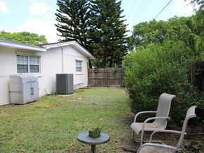 8200 SW 164th St, Palmetto Bay FL 33157
