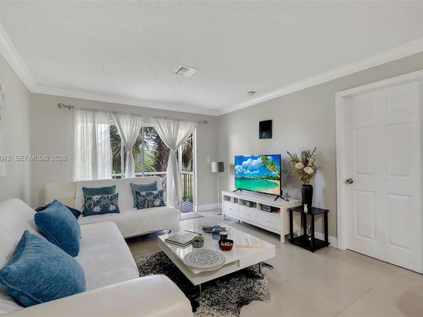 1001 NW 45th St 6, Deerfield Beach FL 33064